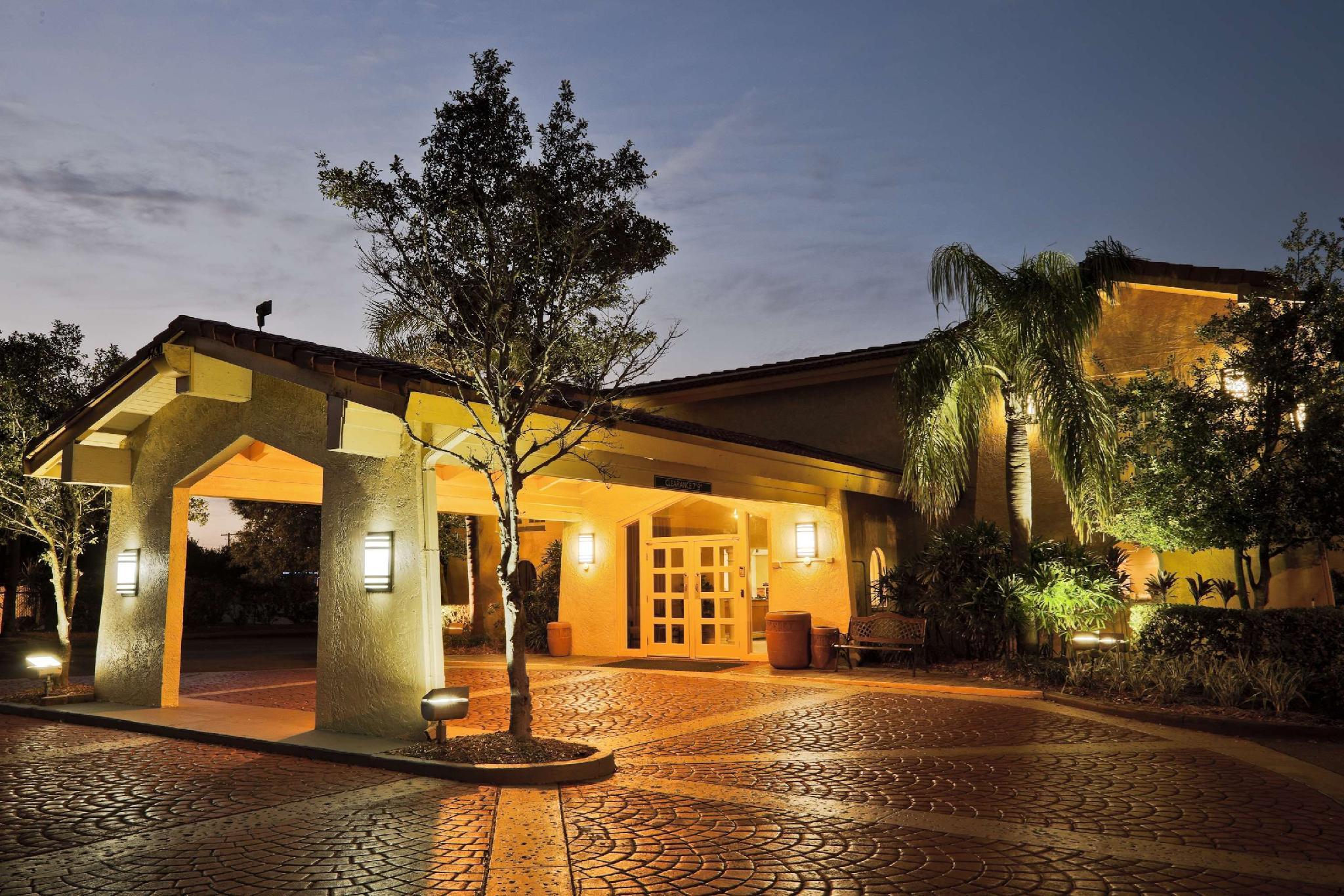 La Quinta Inn Tampa Airport Stadium Westshore Exterior photo