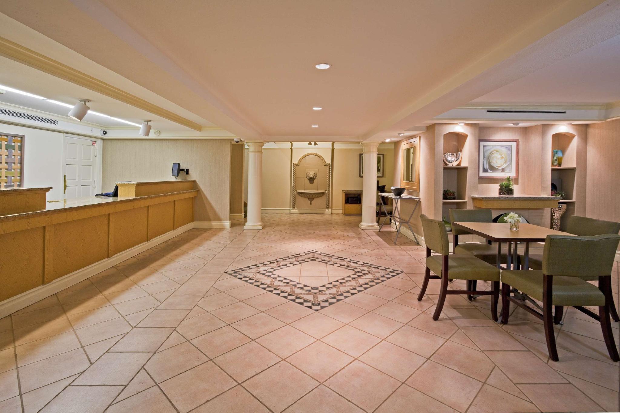 La Quinta Inn Tampa Airport Stadium Westshore Exterior photo