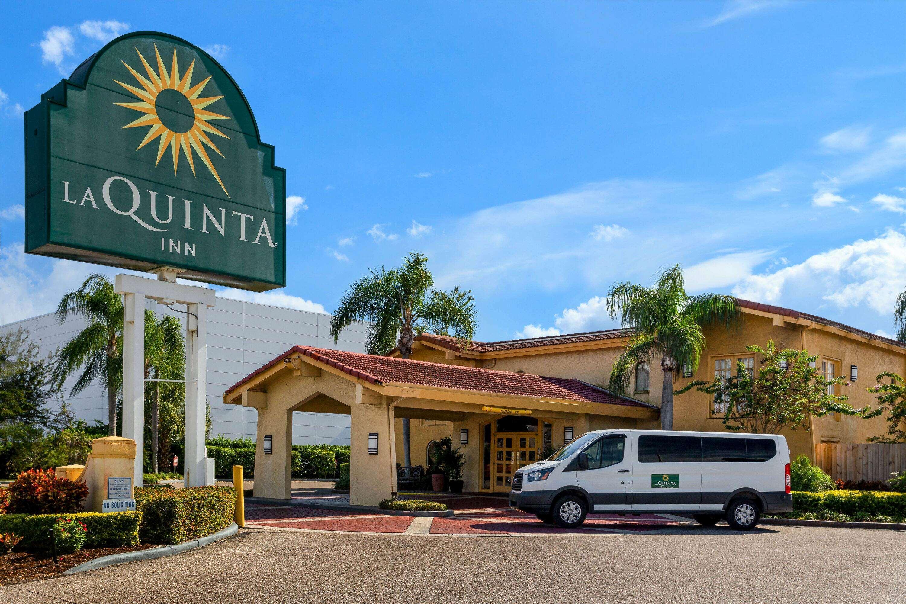 La Quinta Inn Tampa Airport Stadium Westshore Exterior photo